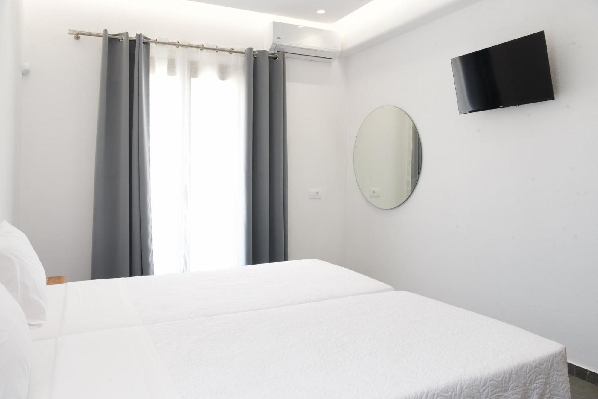 Maistros Apartments Mykonos Ftelia  Екстер'єр фото